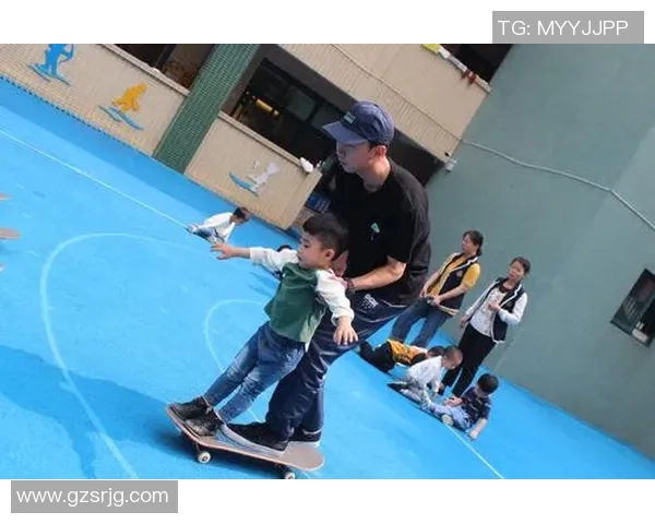 成都滑板队协作创新探索热议滑板文化新风尚