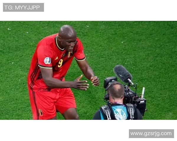 卢卡库的崛起与挑战:从天才前锋到足球世界的传奇之路 卢卡库的崛起与挑战:从天才前锋到足球世界的传奇之路