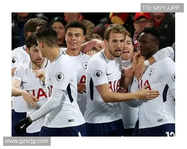 埃弗顿与热刺激战正酣赛果揭晓引发球迷热议 埃弗顿与热刺激战正酣赛果揭晓引发球迷热议