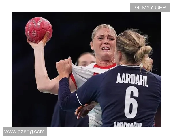 挪威女子足球队与英格兰女子足球队的精彩对决与战术分析