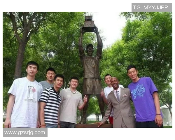 李根:从篮球场的拼搏者到生活中的坚韧者的成长之路 李根:从篮球场的拼搏者到生活中的坚韧者的成长之路