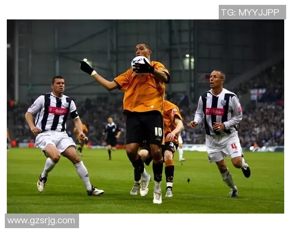 洛杉矶与盐湖城半场激战回顾球员表现与战术分析