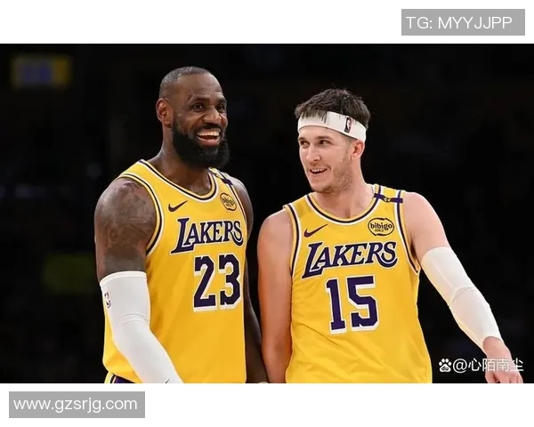 湖人队与鹈鹕队激战正酣NBA赛场精彩对决引发球迷热议