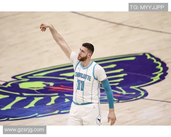 爵士队与黄蜂队精彩对决全场回放分析与精彩瞬间回顾 爵士队与黄蜂队精彩对决全场回放分析与精彩瞬间回顾