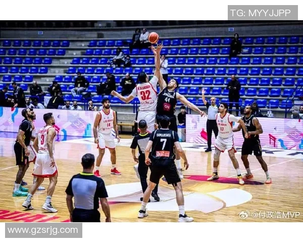 男篮世预赛激战伊朗与日本谁能夺得胜利争夺晋级机会