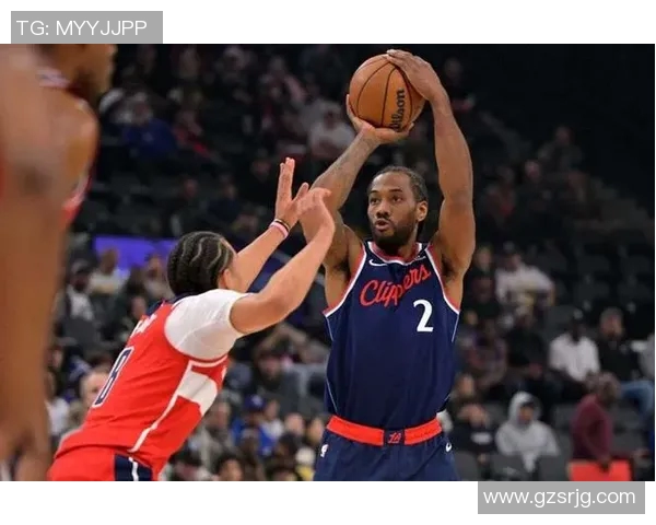 莱昂纳德缺席引发热议快船队因轮休遭到联盟警告