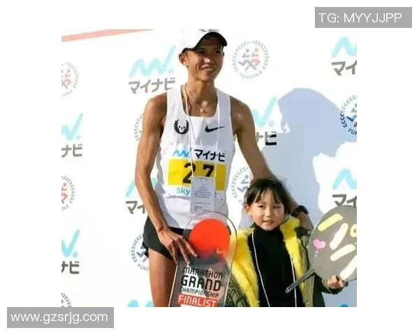 重庆飞盘队的蜕变之旅:从业余爱好到竞技赛场的成长故事 重庆飞盘队的蜕变之旅:从业余爱好到竞技赛场的成长故事