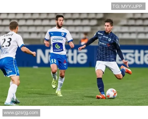克莱蒙特与格勒诺布尔的激烈对决揭示法乙联赛新动态与球队实力对比