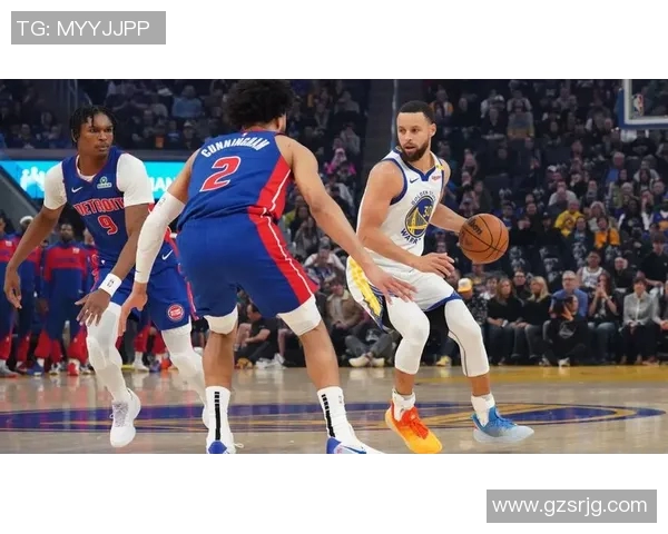 勇士对阵活塞库里本场比赛得分情况分析及精彩瞬间回顾